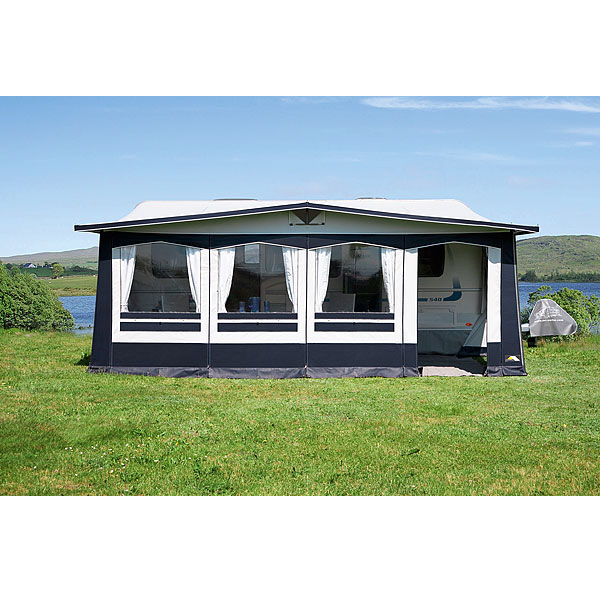 DWT Atelier Chalet Rundumdach