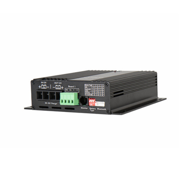 Carbest BatteryBooster 12V / 30 A