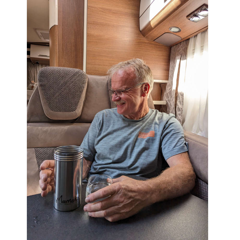 Mameka Travelbuddy portabler Wasserfilter incl. Mini-Handpumpe