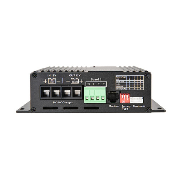 Carbest BatteryBooster 12V / 30 A