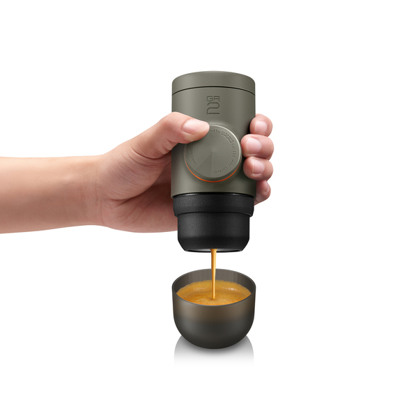 Wacaco Espressomaschine Minipresso GR2 Farbe taupe  für gemahlenen Kaffee